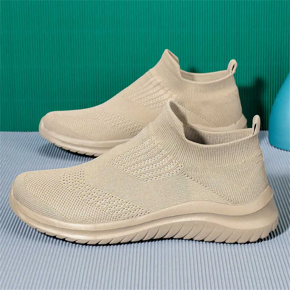 Beige suave nueva novedad zapa - Streetwear Brand Uk reseña y precio
