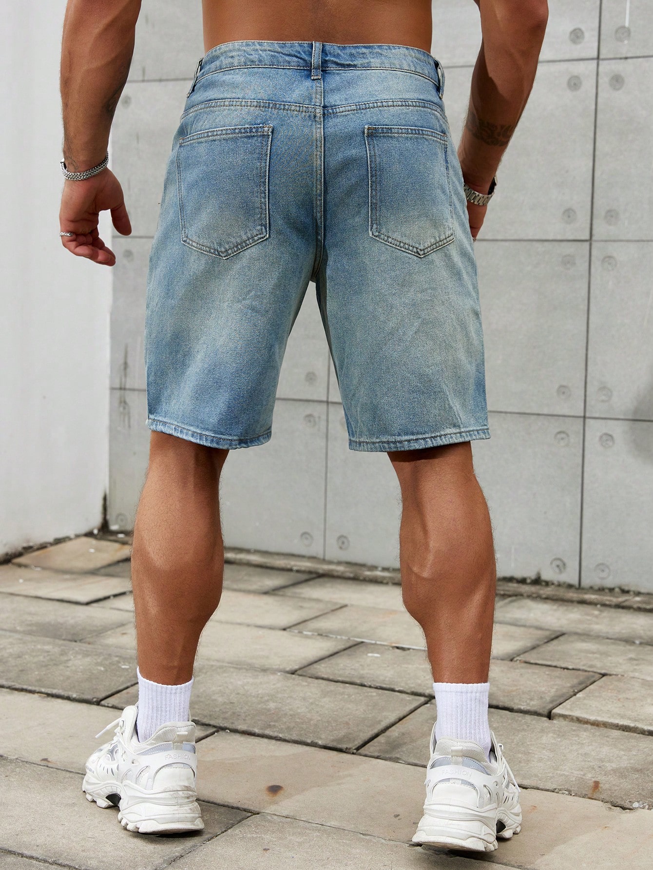 Pantalones vaqueros cortos ras - Streetwear Brand reseña y precio