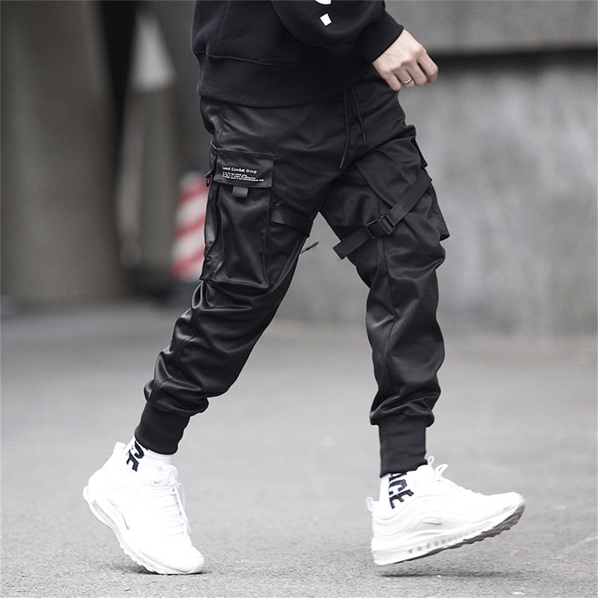 Pantalones Cargo negros de Hip - Gothic Streetwear Brand reseña y precio